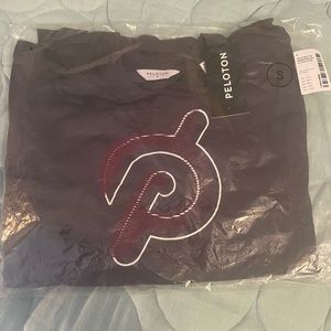 New phone n bag small Peloton sweatshirt